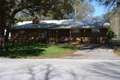 Main picture of 6889 NW 60th St
