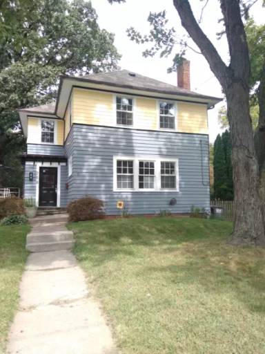 Main picture of 718 W Delaware Ave