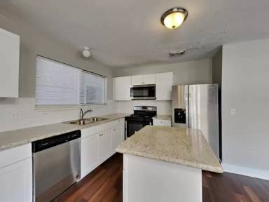 Main picture of 19115 Spruce Bough Ln
