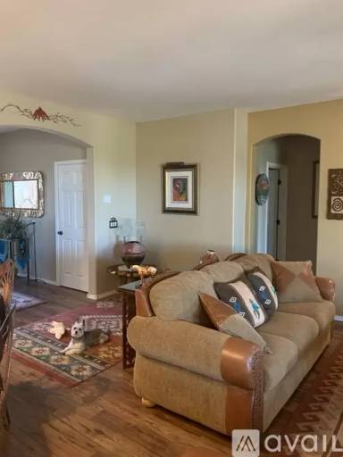 Main picture of 4518 N Petersburg Dr