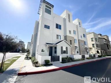 Main picture of 597 S Mosaic St