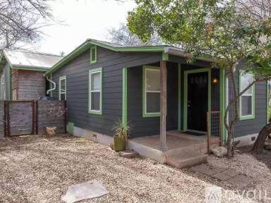 Main picture of 6115 Felix Ave