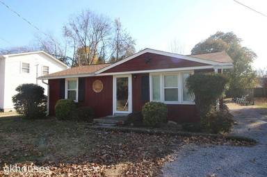 Main picture of 601 W Meade Blvd