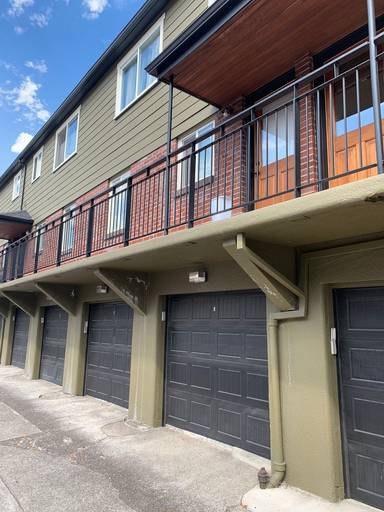 Main picture of 1403 NW 23rd Ave