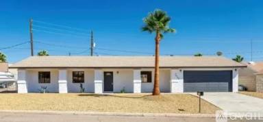 Main picture of 2420 Malahini Dr