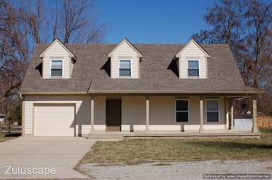 Main picture of 5061 W Legrande Ave