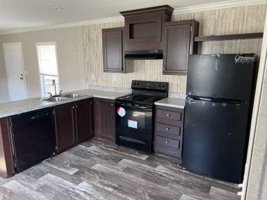 Main picture of 410 Speedy Tostensen Blvd