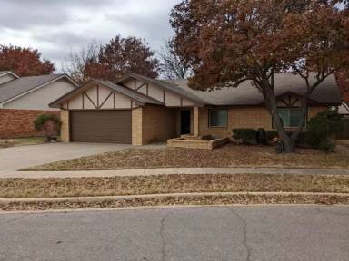 Main picture of 6104 Evanston Ave