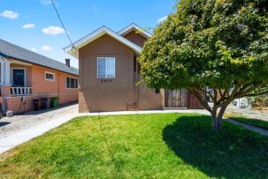 Main picture of 3635 Brown Ave