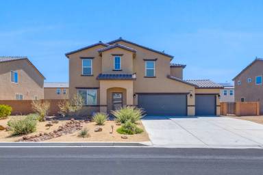 Main picture of 3819 E Teller Dr