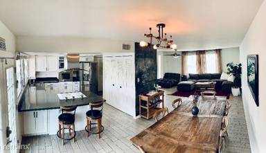 Main picture of 8341 E Vista Dr Apartments