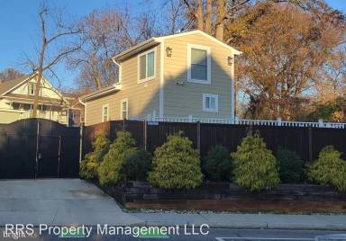 Main picture of 7215 Blair Rd NW