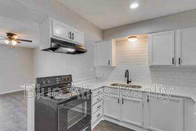 Main picture of 406 Noble Ave