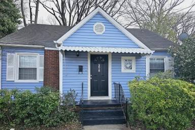Main picture of 2101 St John St