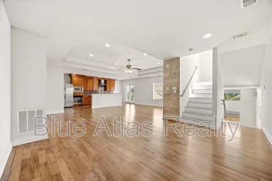 Main picture of 2690 Rockbrook Dr