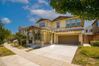 Main picture of 220 W Hayward Ln