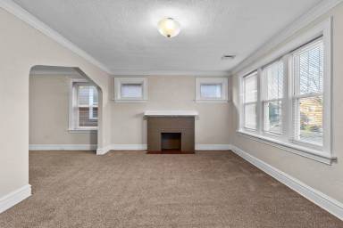 Main picture of 5008 Lindenwood Ave