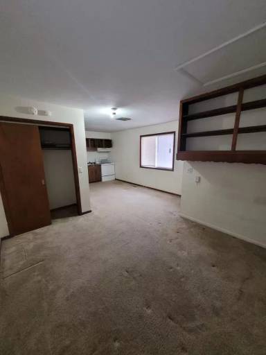 Main picture of 317 Manville Ave