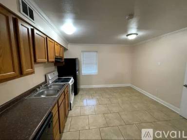 Main picture of 10510 Jefferson Hwy