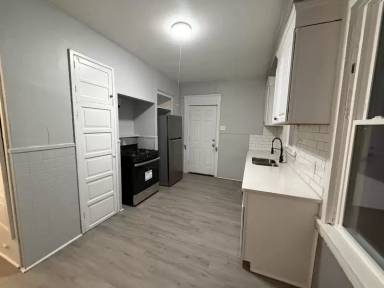 Main picture of 4144 Hyde Ave
