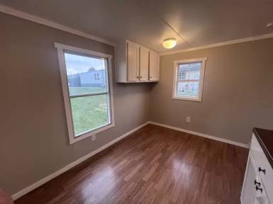 Main picture of 2409 Swope Rd