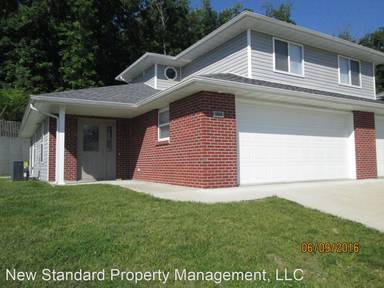 Main picture of 1010 Emily Ln