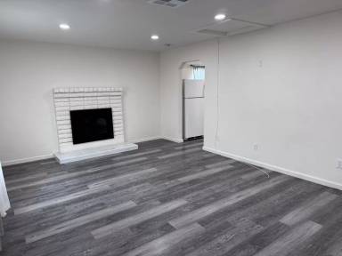 Main picture of 25547 Lane St