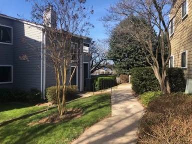 Main picture of 1980 Villaridge Dr