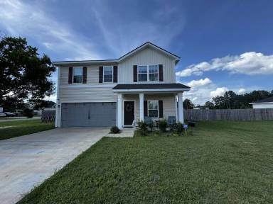 Main picture of 7 Firefly Trce NE