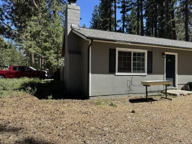 Main picture of 2542 Osborne Ave