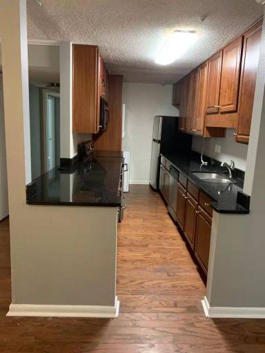 Main picture of 5095 Roswell Rd