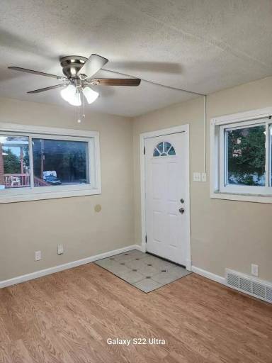 Main picture of 3115 Henrietta St