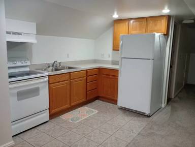 Main picture of 1628 Quarrier St