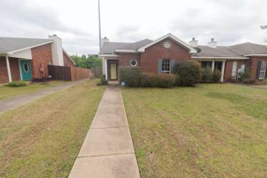 Main picture of 8357 Grand Oak Ct
