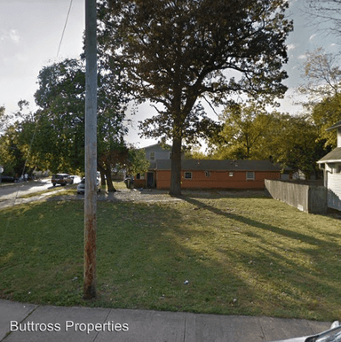 Main picture of 221 Lechner Ave