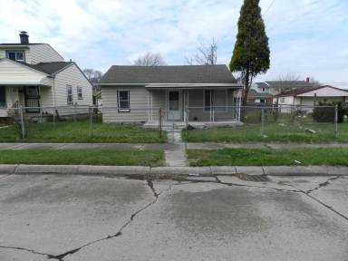 Main picture of 216 Goodell St