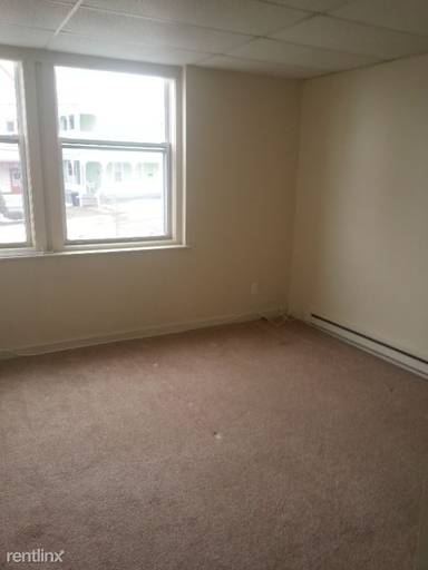 Main picture of 41 Academy St