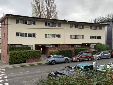 Main picture of 4636 22nd Ave NE