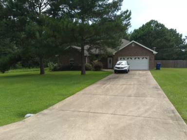 Main picture of 1217 Commanche St