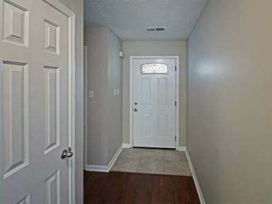 Main picture of 7115 Anisetree Dr