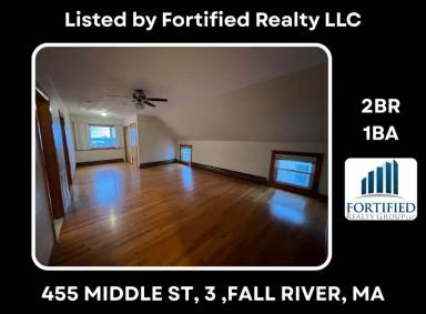 Main picture of 455 Middle St