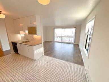Main picture of 150 Gardenside Dr