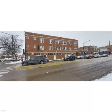 Main picture of 4207 W Division St