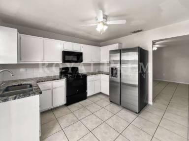 Main picture of 2706 Owen Ave