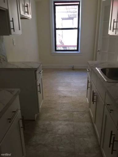 Main picture of 3051 Ocean Ave