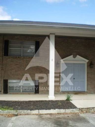 Main picture of 302 S David Ln