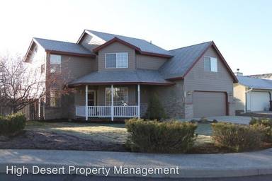 Main picture of 746 NW 19th Pl