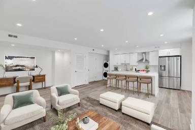 Main picture of 326 S 19th St