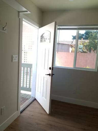 Main picture of 33721 10th St