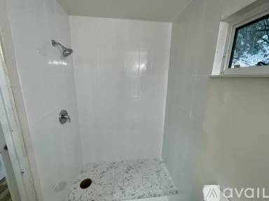 Main picture of 2736 Atlantic Blvd